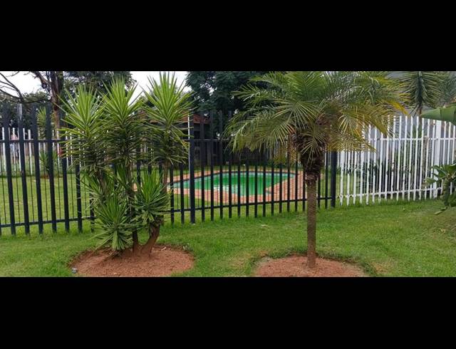 2 BEDROOM TOWNHOUSE FOR SALE IN GLEN MARAIS
